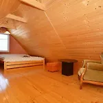 Comfortable Homes With A Summer Pool Feriehus