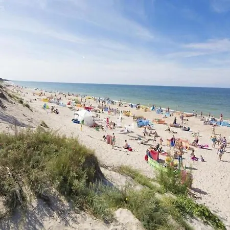 別荘 Comfortable Homes With A Summer Pool *