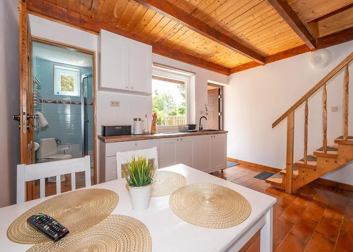 Comfortable Homes With A Summer Pool Holiday home