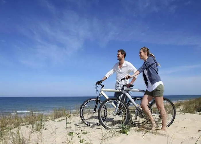 Comfortable Homes With A Summer Pool Darlowo