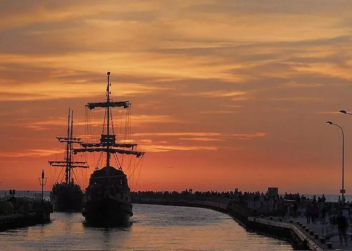 Holiday home Comfortable Homes With A Summer Pool *